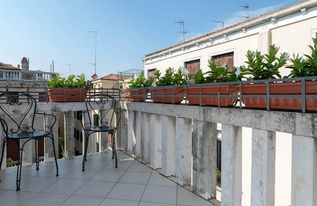 Venice Apartments San Samuele-1